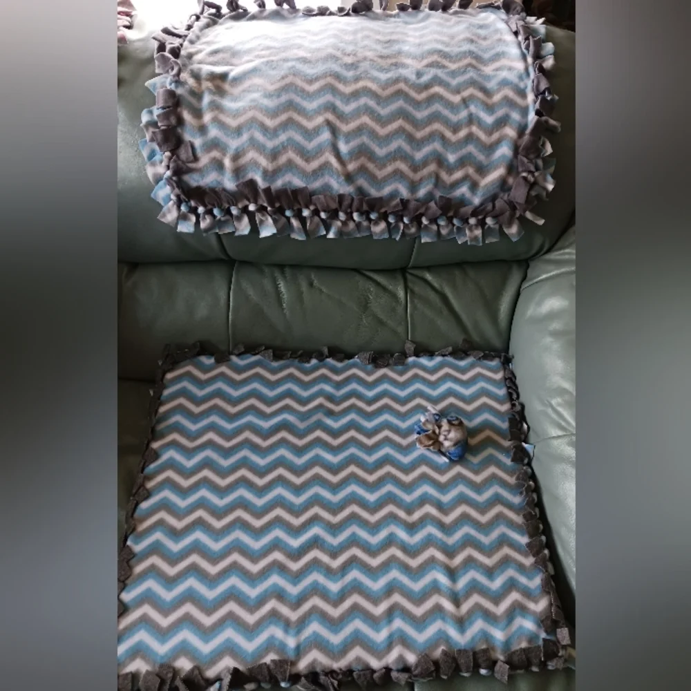 Cat beds and throws